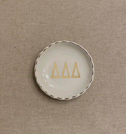 Sorority Scalloped Ring Dish