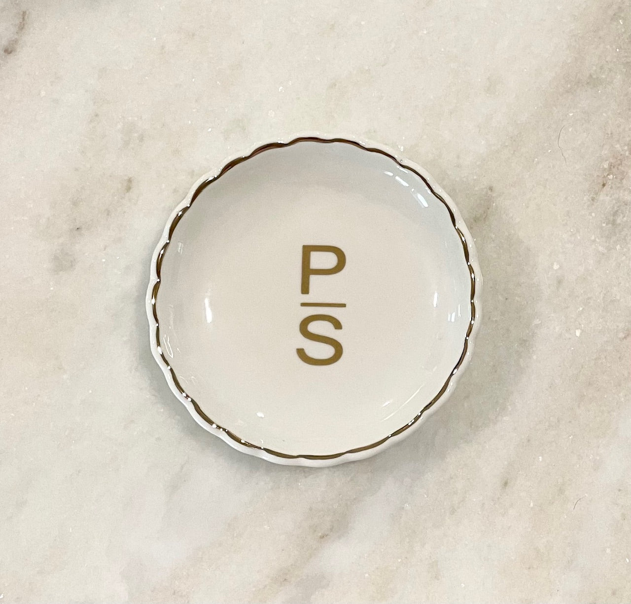 Scalloped Ring Dish - Monogrammed