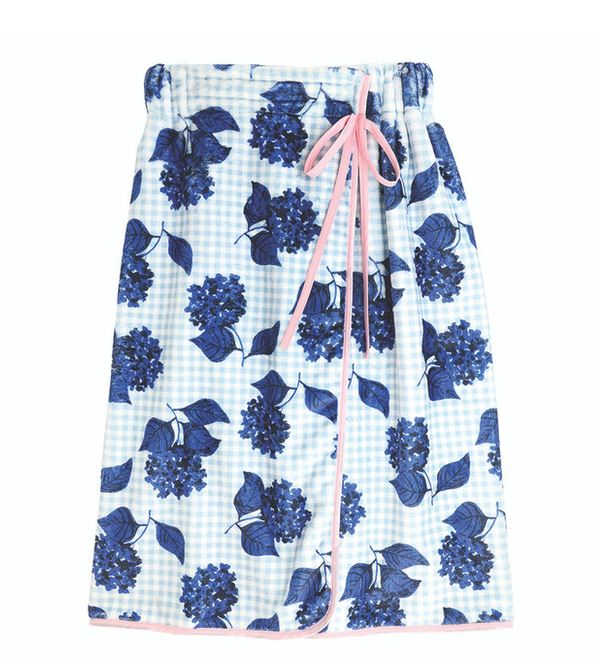 Towel Wrap with Monogram Blue Gingham + Hydrangeas with Pink Droopy Bow